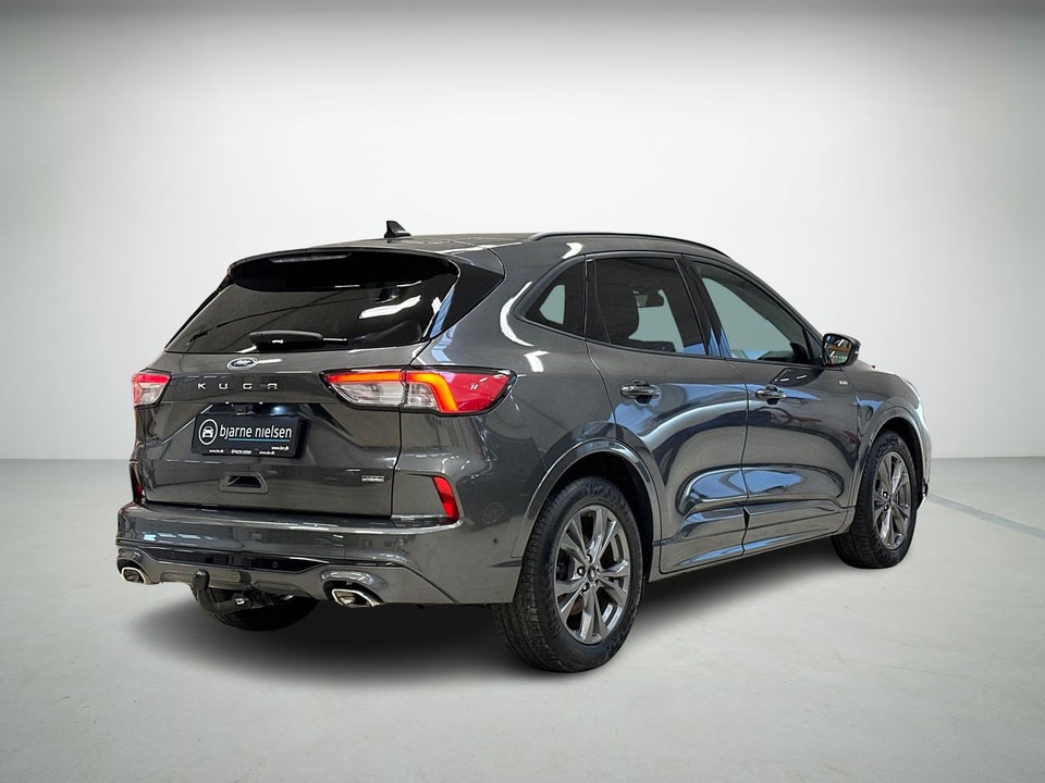 Ford Kuga 2,5 PHEV ST-Line X CVT 5d