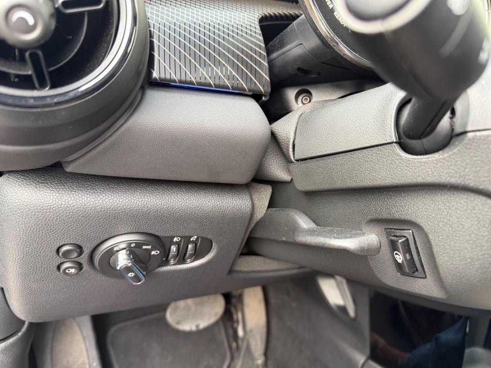 MINI Cooper SE Resolute Edition 3d