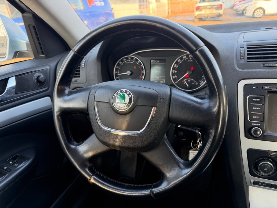 Skoda Octavia 1,6 TDi 105 GreenLine Combi 5d