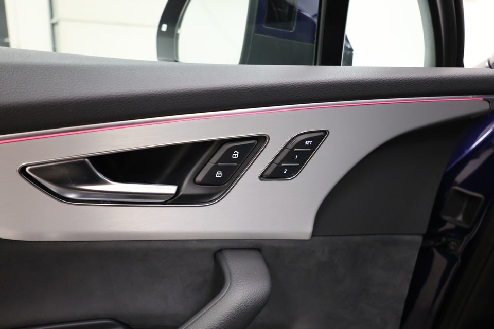 Audi Q7 55 TFSi e S-line quattro Tiptr. 5d