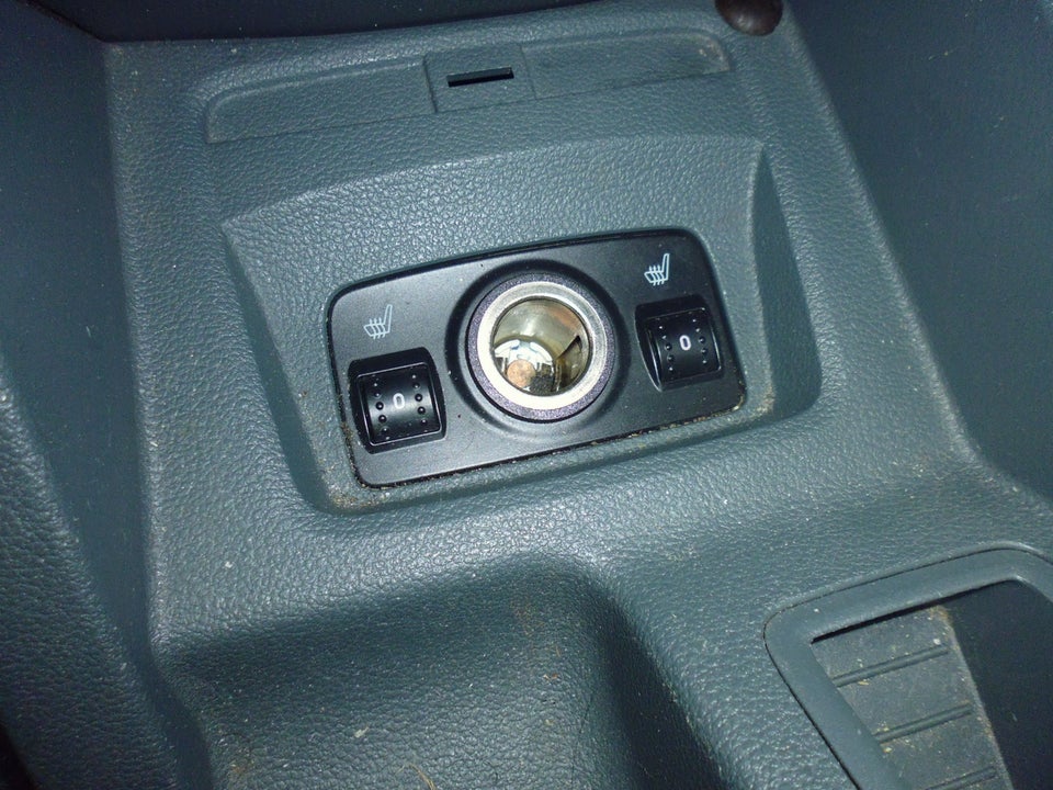 Ford C-MAX 1,6 Ti-VCT 105 Trend 5d