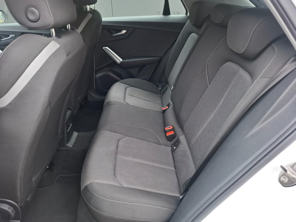 Audi Q2 1,6 TDi 116 Sport S-tr. 5d