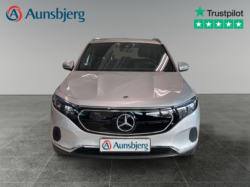 Mercedes EQA300 4Matic 5d