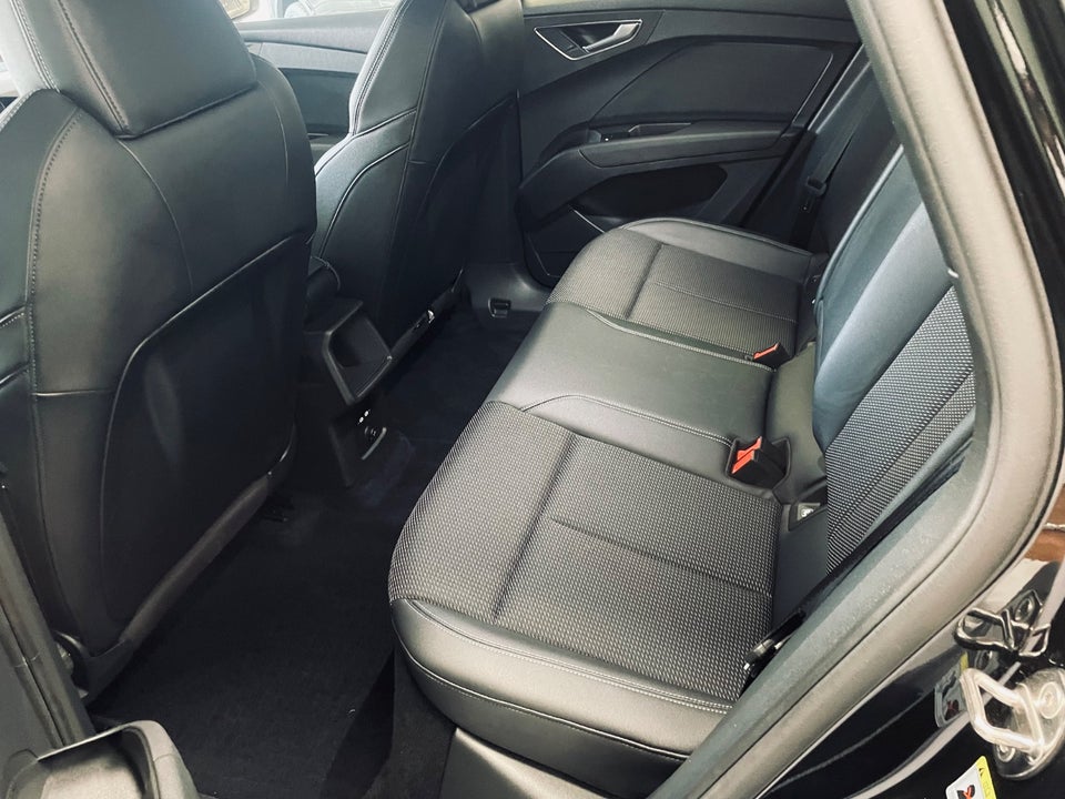 Audi Q4 e-tron 50 Attitude S-line quattro 5d