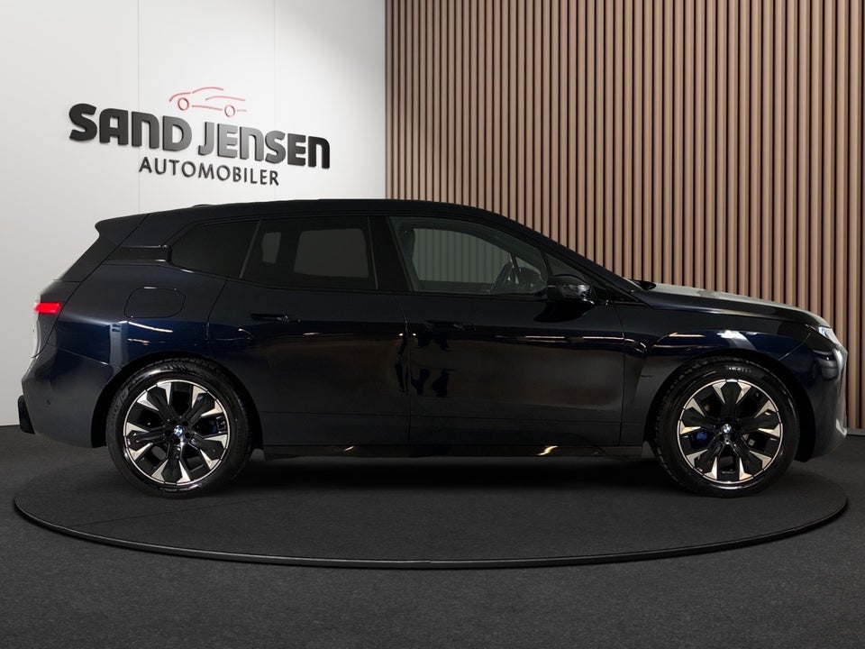 BMW iX xDrive45 M-Sport 5d