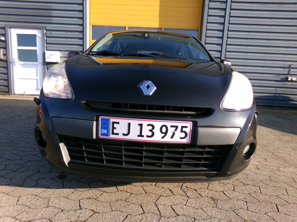 Renault Clio III 1,5 dCi 75 Avantage 5d