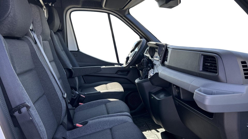 Renault Master V T33 2,0 dCi 130 L2H2 Kassevogn Tekno