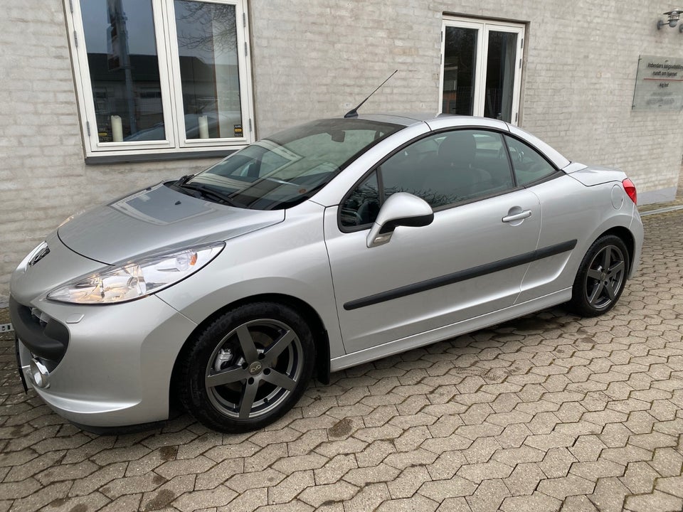 Peugeot 207 1,6 CC 2d