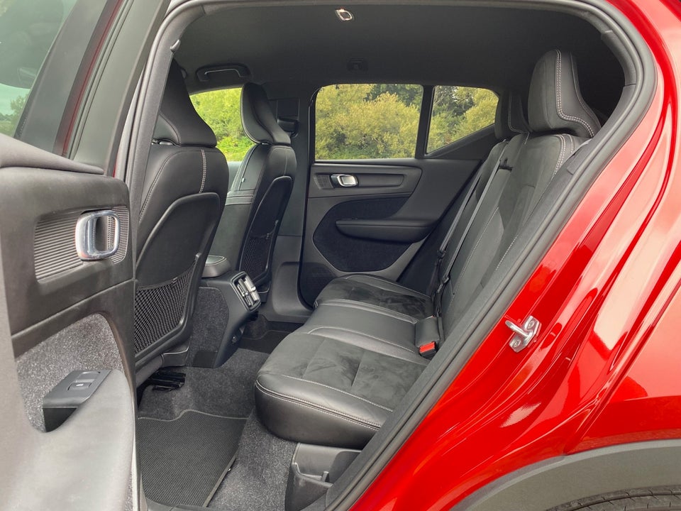 Volvo XC40 2,0 T4 190 R-Design aut. 5d