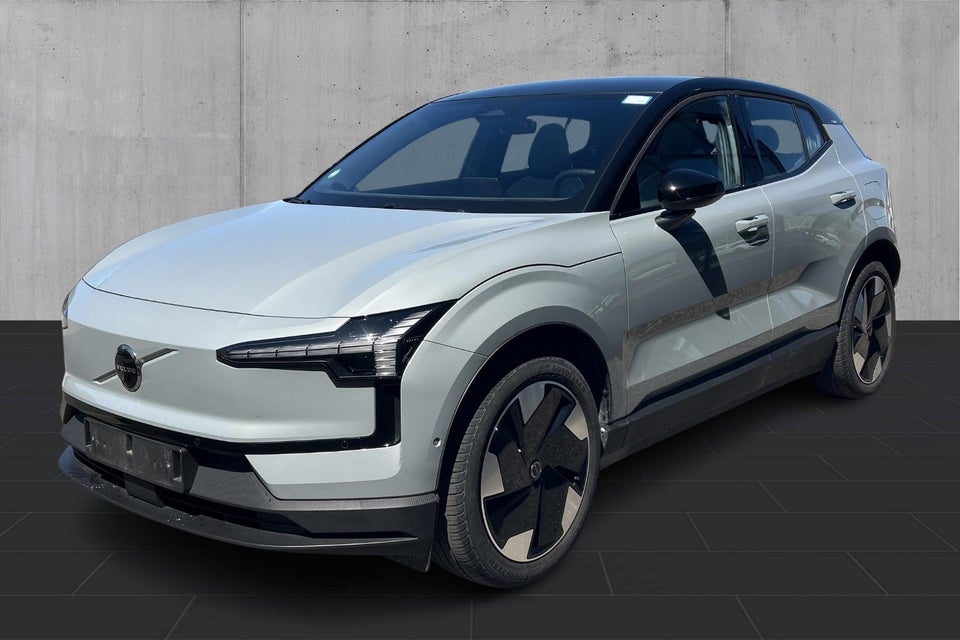 Volvo EX30 Extended Range Ultra 5d