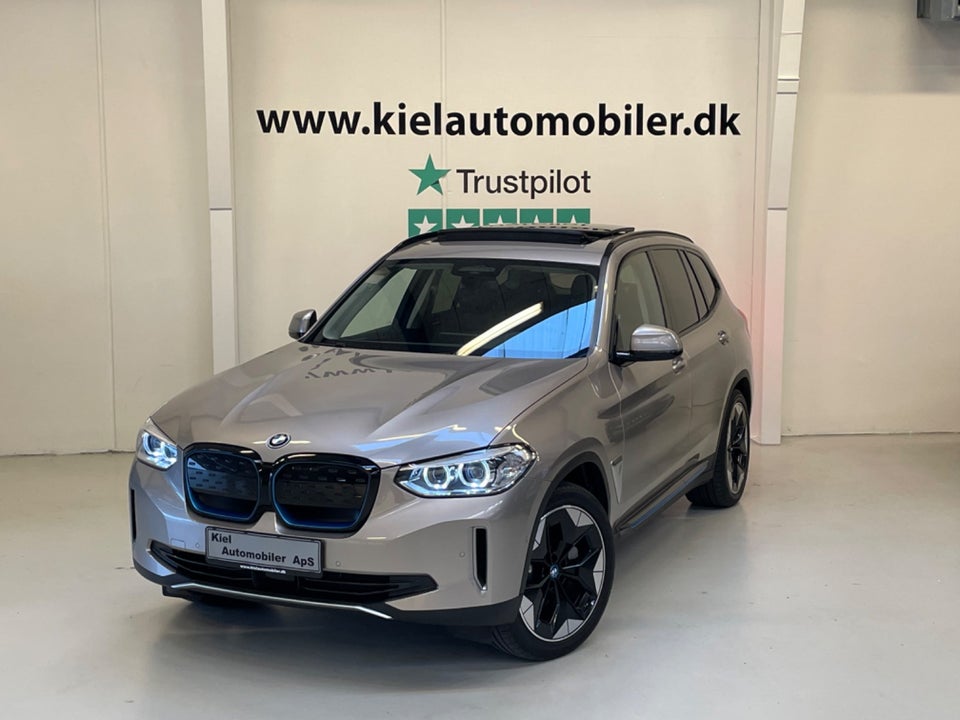 BMW iX3 Charged 5d