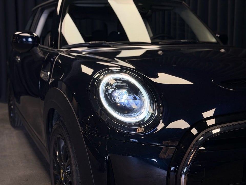 MINI Cooper SE Classic Trim 3d