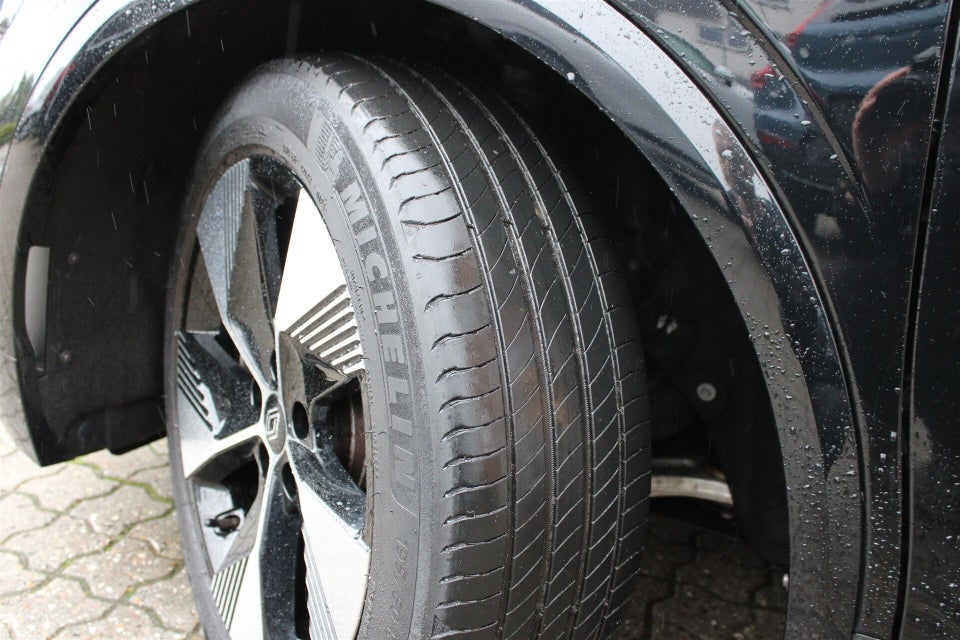 Renault Megane E-Tech 60 Equilibre 5d