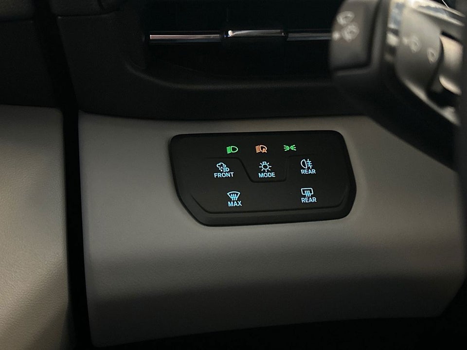 Ford Capri 84 Premium Extended Range AWD 5d