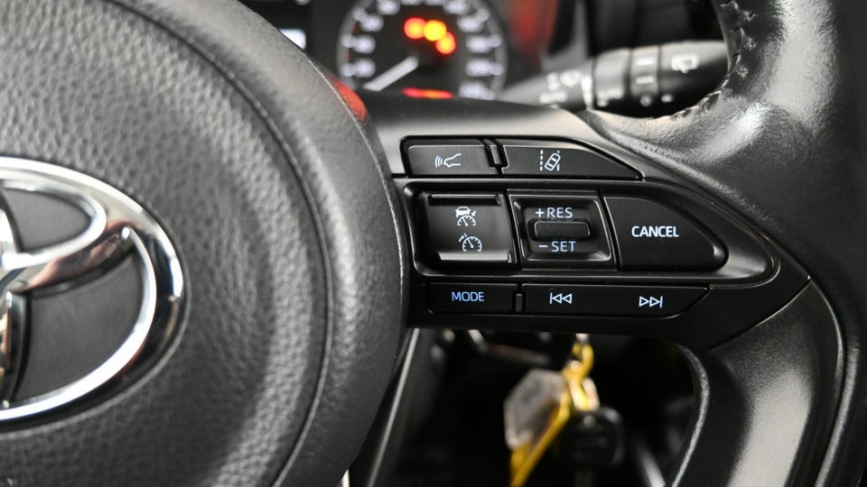 Toyota Yaris 1,5 Hybrid H3 e-CVT 5d