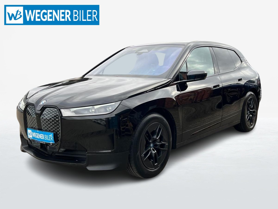 BMW iX xDrive40 5d