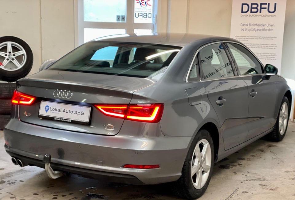 Audi A3 1,4 TFSi 150 Attraction 4d