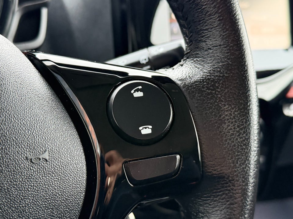 Peugeot 108 1,0 e-VTi 69 Allure 5d