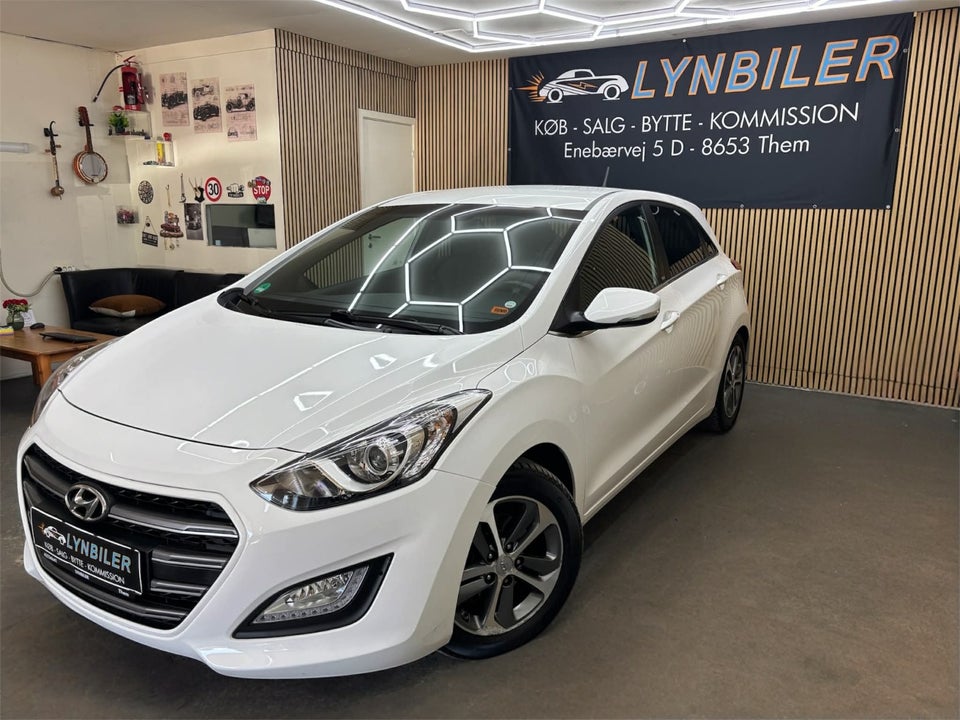 Hyundai i30 1,6 CRDi 110 5d