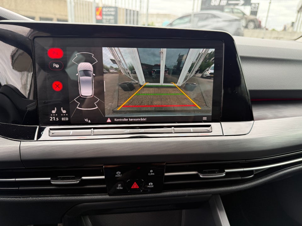 VW Golf VIII 1,4 eHybrid DSG 5d