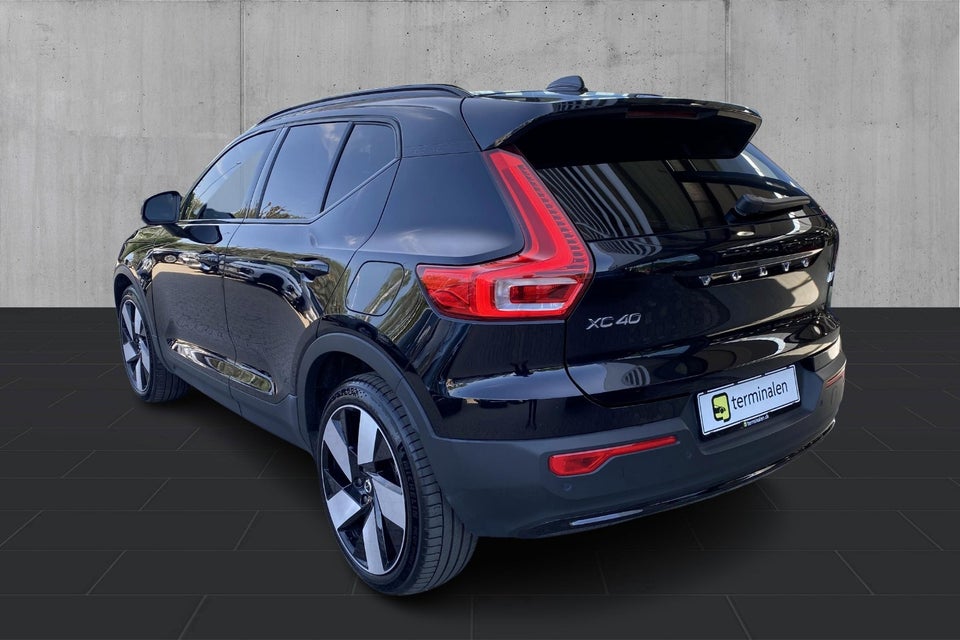 Volvo XC40 P8 ReCharge Twin Plus 5d