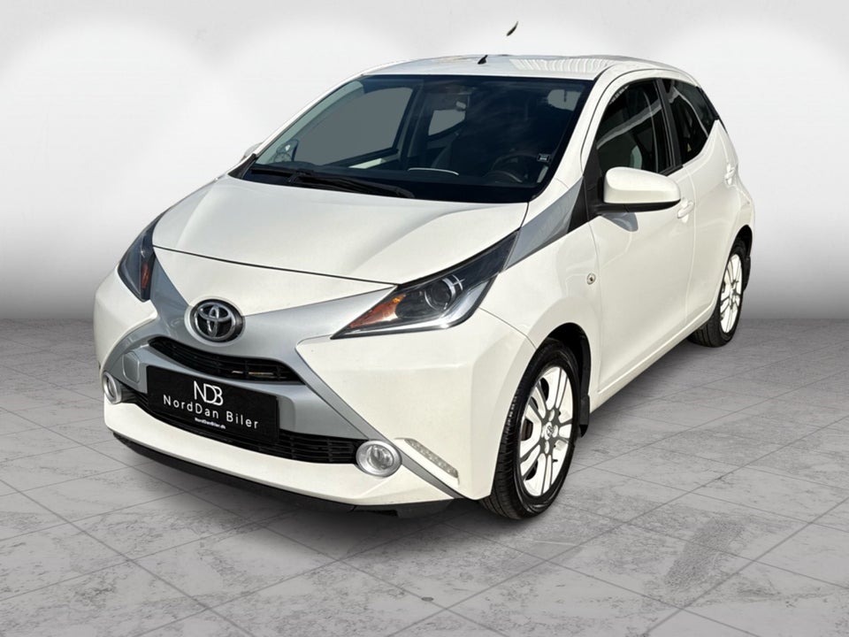 Toyota Aygo 1,0 VVT-i x-change 5d