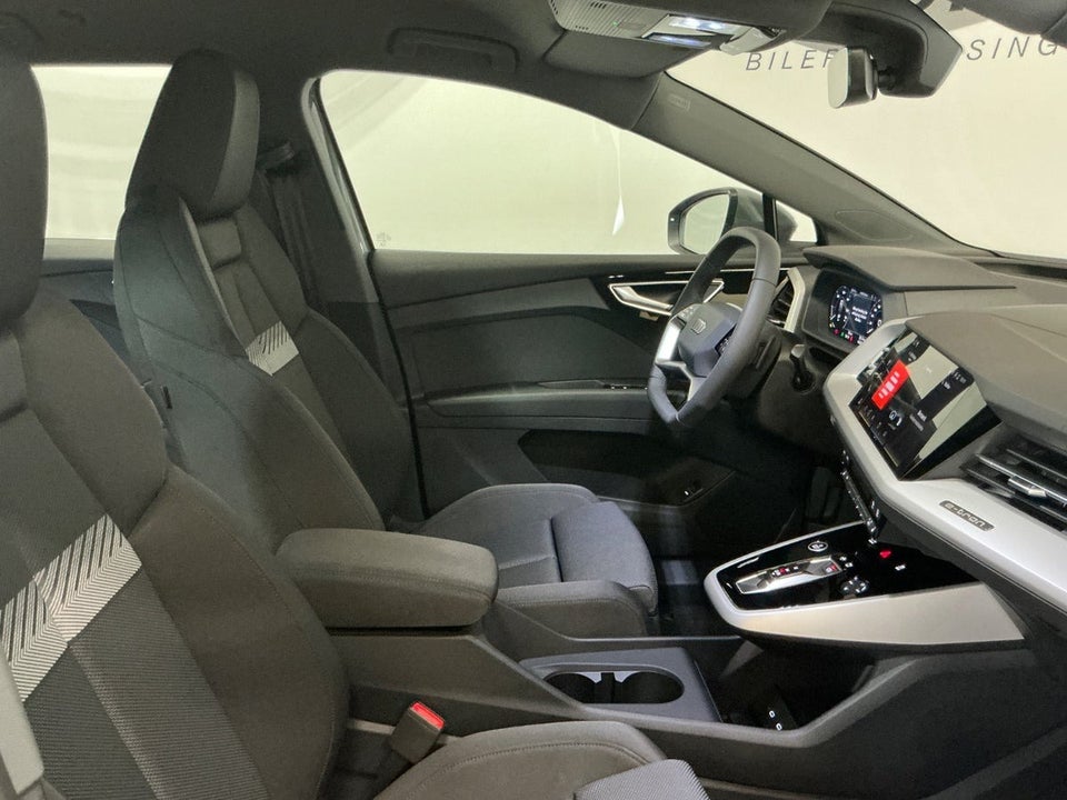 Audi Q4 e-tron 45 S-line 5d