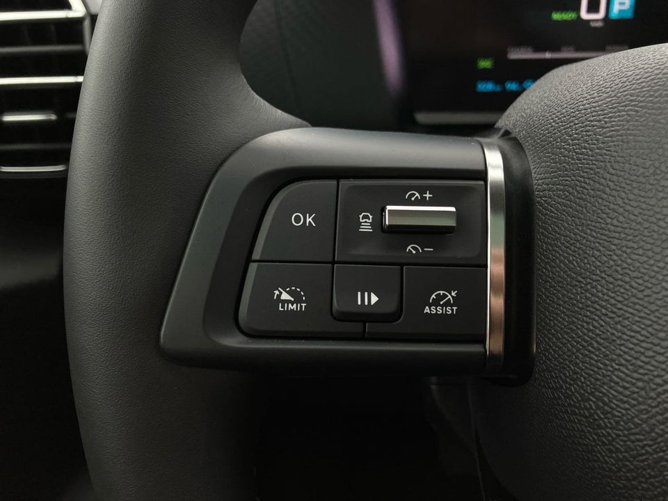 Citroën ë-C4 X 50 Shine 4d