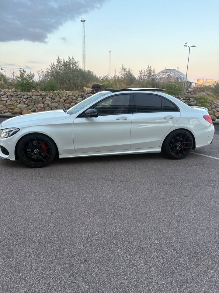 Mercedes C400 3,0 AMG Line aut. 4Matic 4d