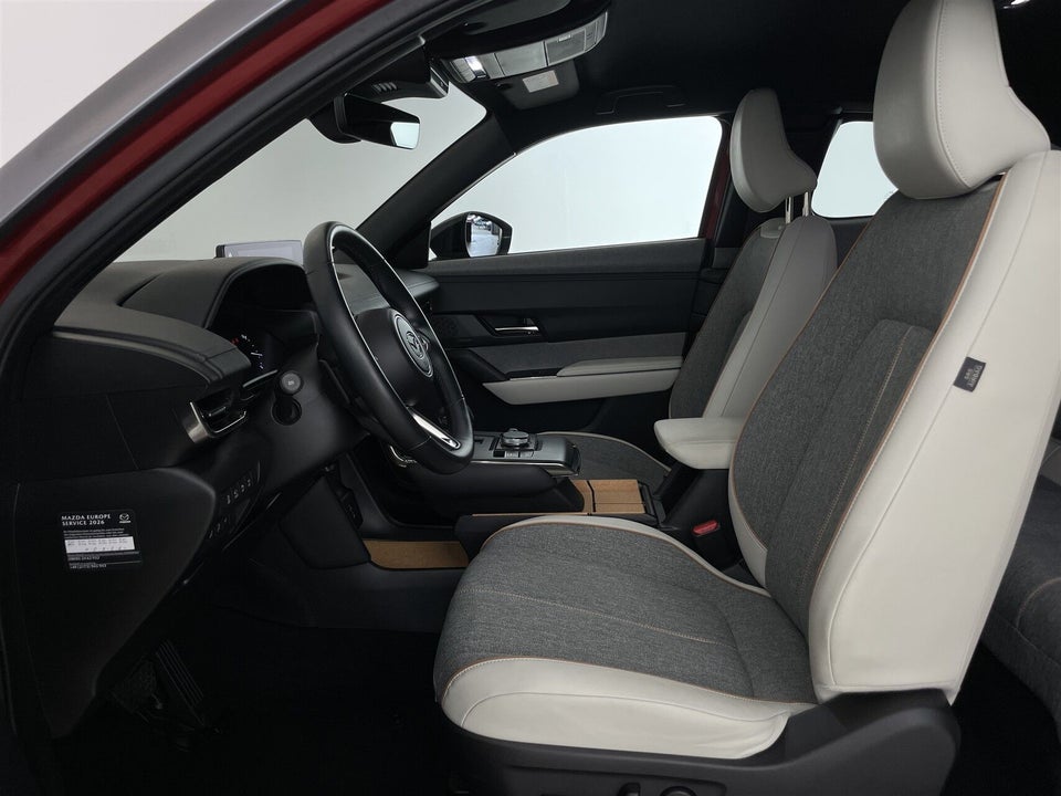 Mazda MX-30 e-SkyActiv Makoto 5d