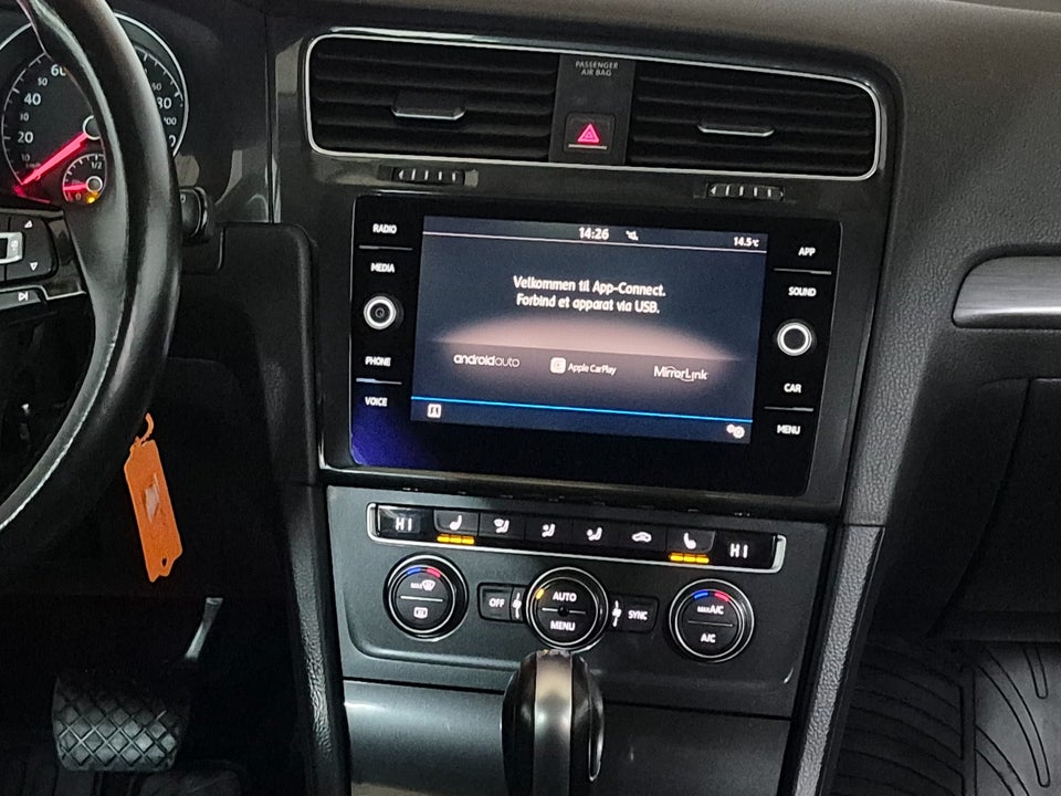 VW Golf VII 1,4 TSi 125 Comfortline Variant DSG 5d