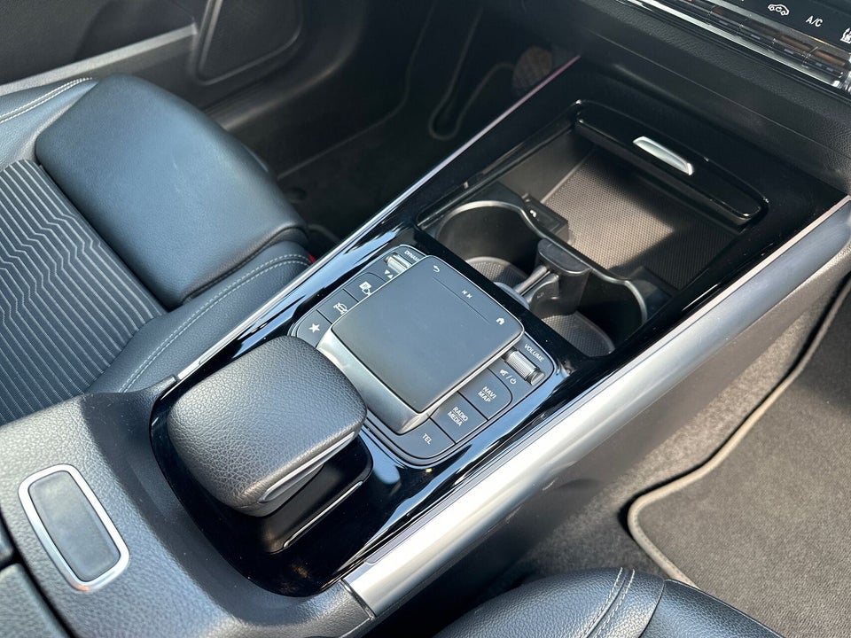 Mercedes EQA250 Progressive 5d