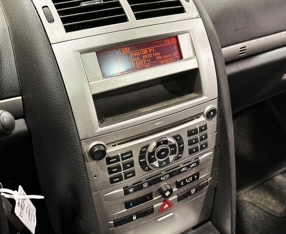 Peugeot 407 1,8 Perfection SW 5d