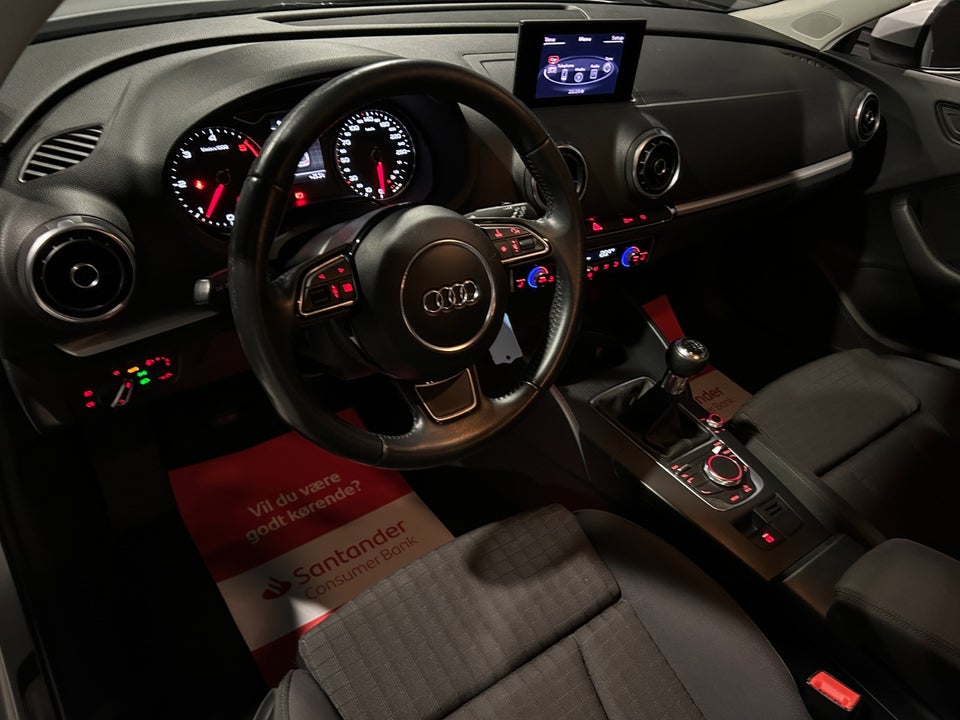 Audi A3 1,6 TDi Ambition Sportback 5d