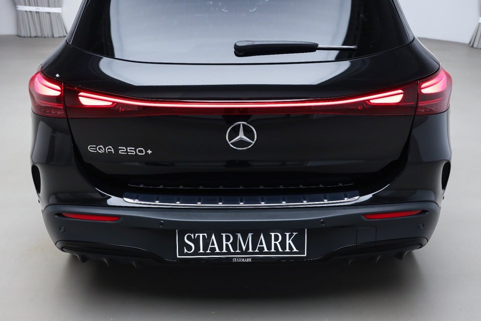 Mercedes EQA250+ AMG Premium 5d