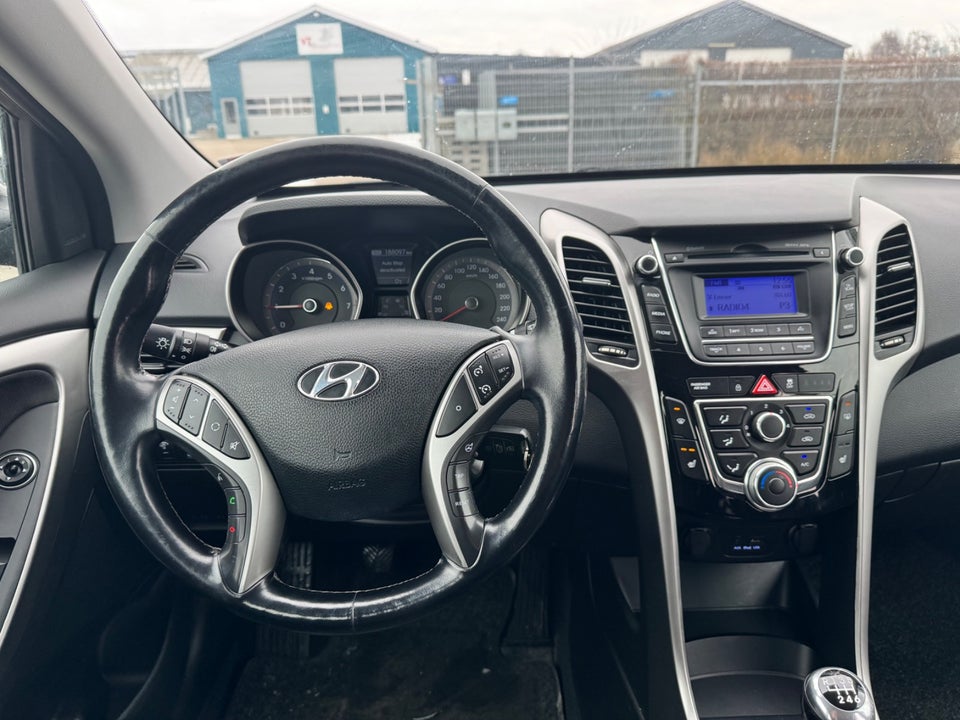 Hyundai i30 1,4 CVVT Comfort 5d