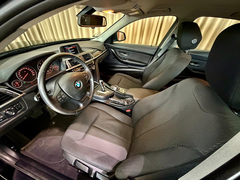 BMW 320d 2,0 Advantage aut. 4d