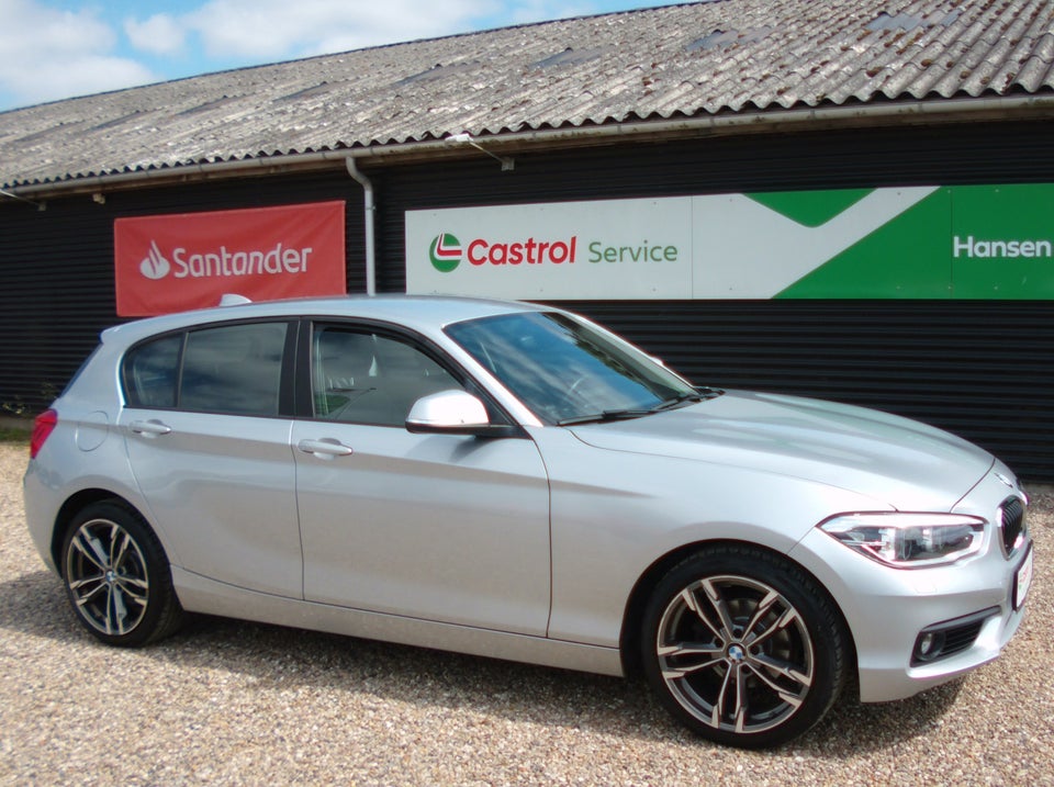 BMW 118i 1,5 Advantage aut. 5d