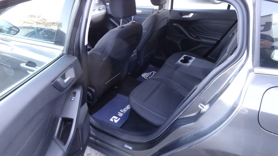 Ford Focus 1,5 EcoBlue ST-Line Business stc. aut. 5d