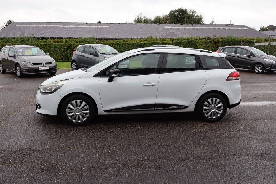 Renault Clio IV 0,9 TCe 90 Expression Sport Tourer 5d