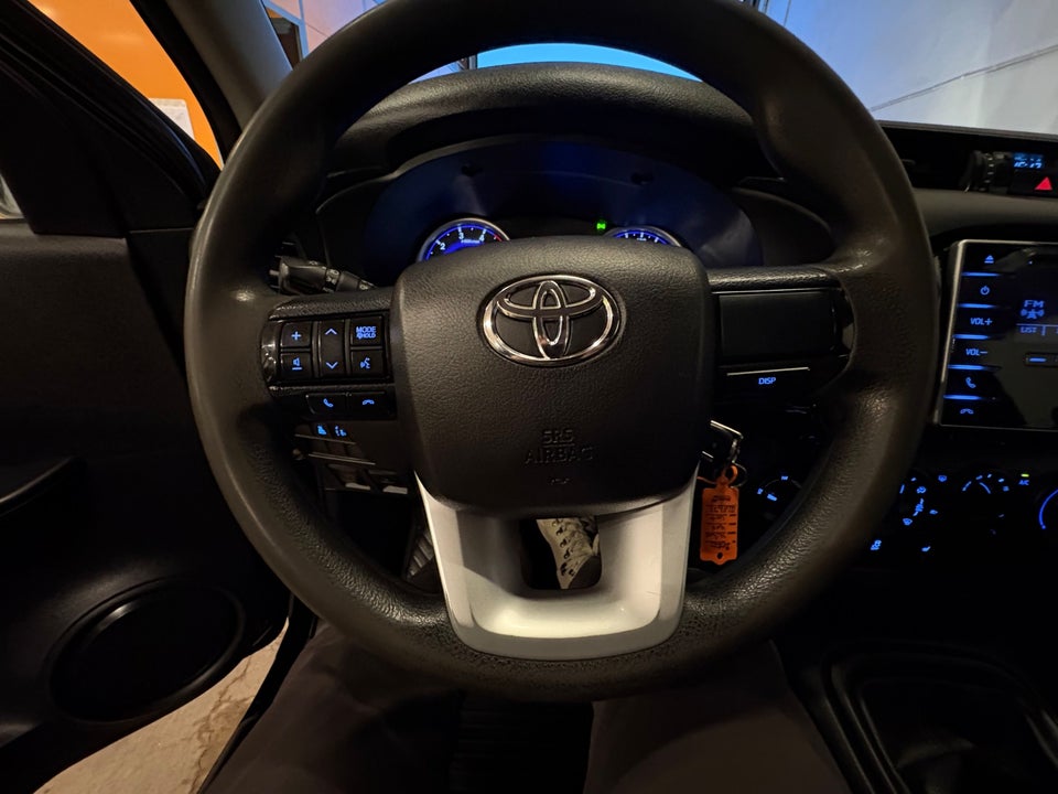 Toyota HiLux 2,4 D-4D 150 T2 Ex.Kab 4x4 4d