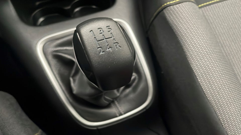 Citroën C3 1,2 PureTech 83 Shine 5d