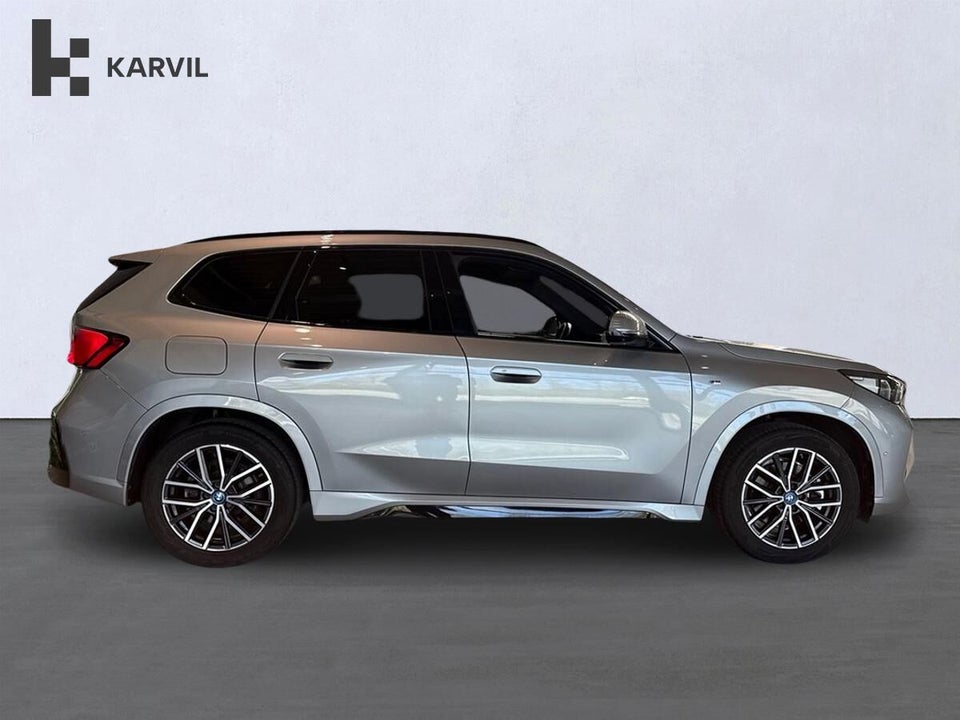 BMW iX1 xDrive30 M-Sport 5d