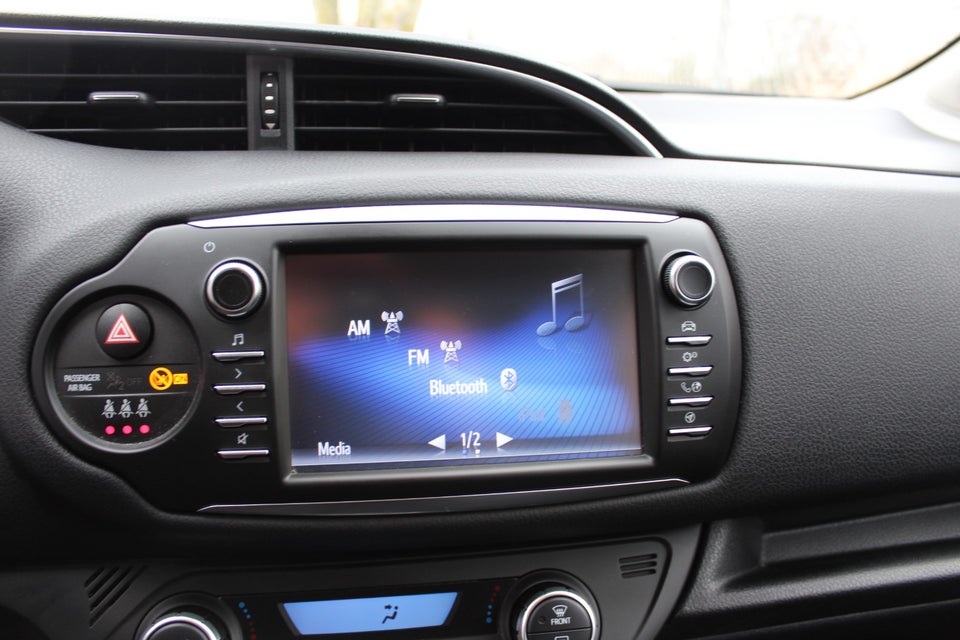 Toyota Yaris 1,5 Hybrid H2 e-CVT 5d