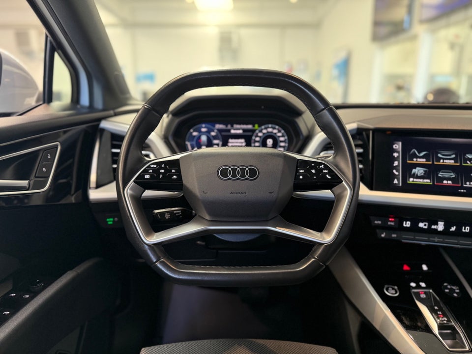 Audi Q4 e-tron 40  5d