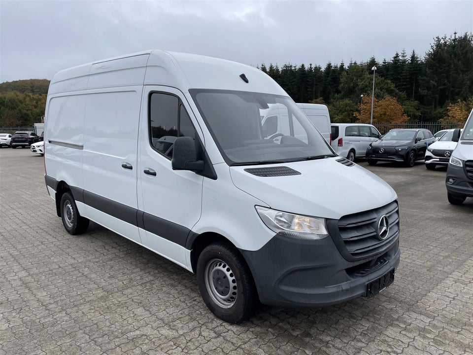 Mercedes Sprinter 316 2,2 CDi A2 Kassevogn RWD