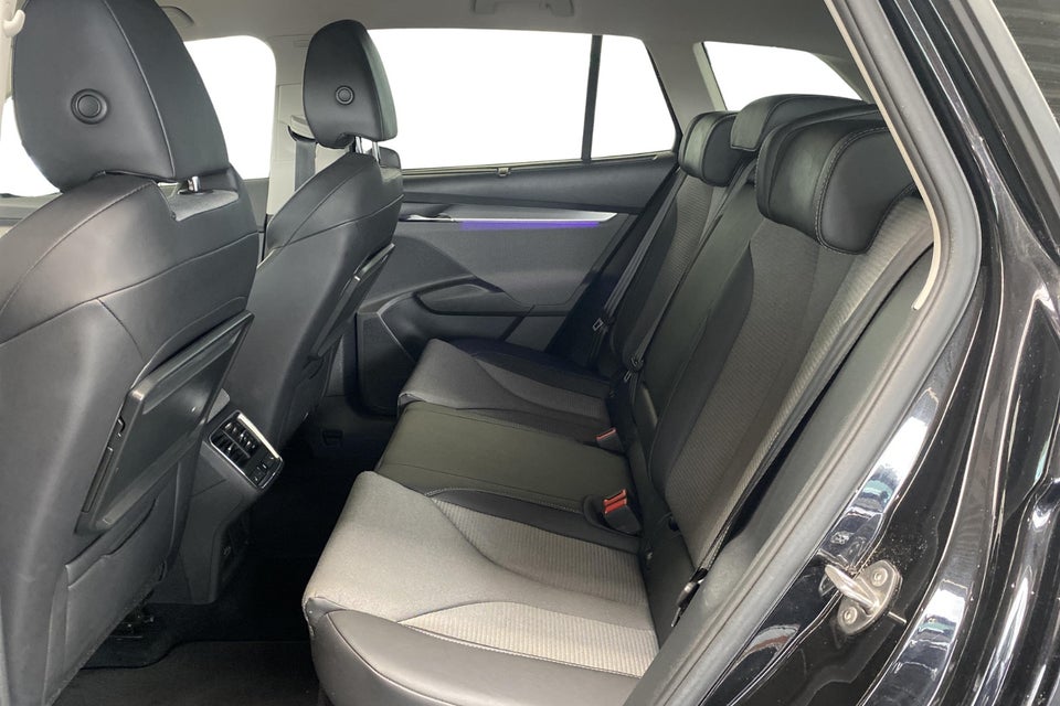 Skoda Enyaq 80 iV Loft 5d