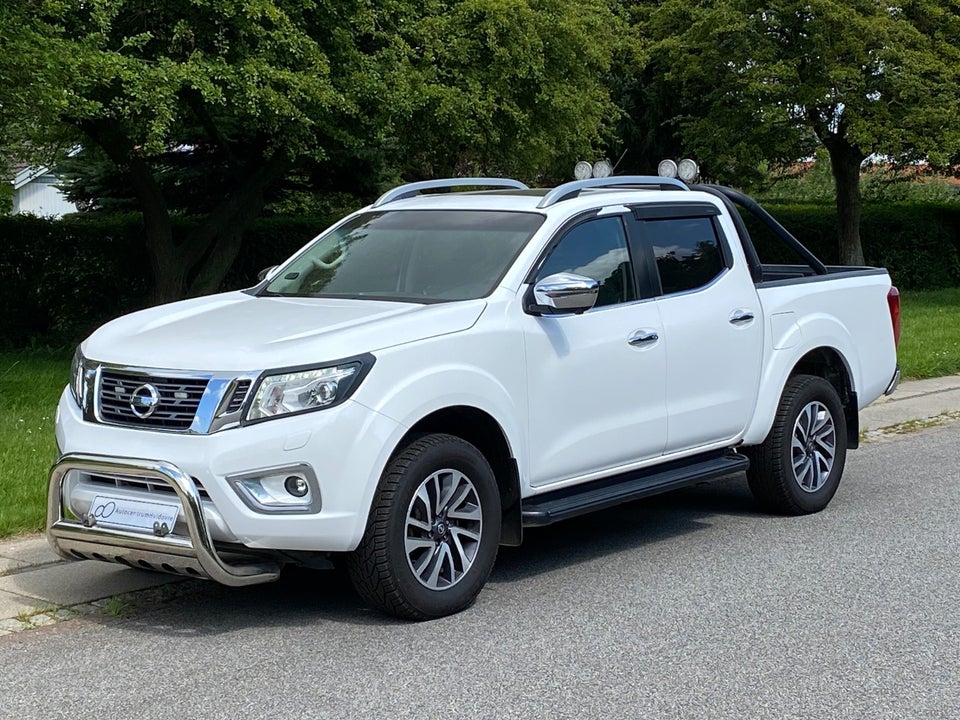 Nissan Navara 2,3 dCi 190 Db.Kab Tekna aut. 4d