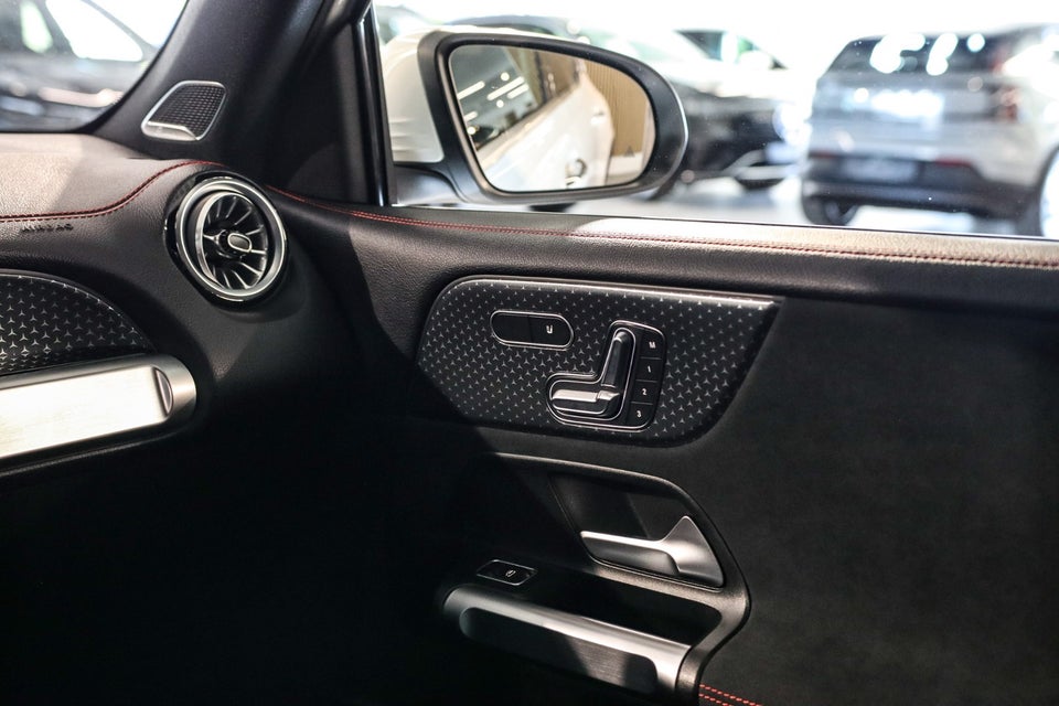 Mercedes EQB300 AMG Premium 4Matic 5d