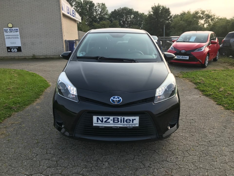 Toyota Yaris 1,5 Hybrid H2 Touch CVT 5d